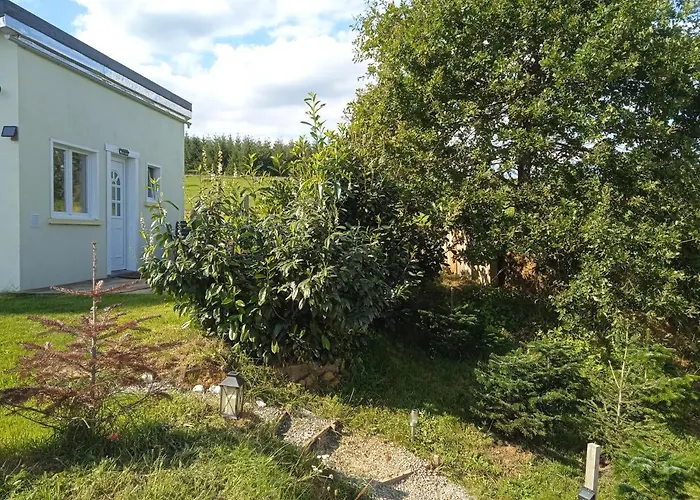 La Petite Maison Au Calme Dans Les Champs